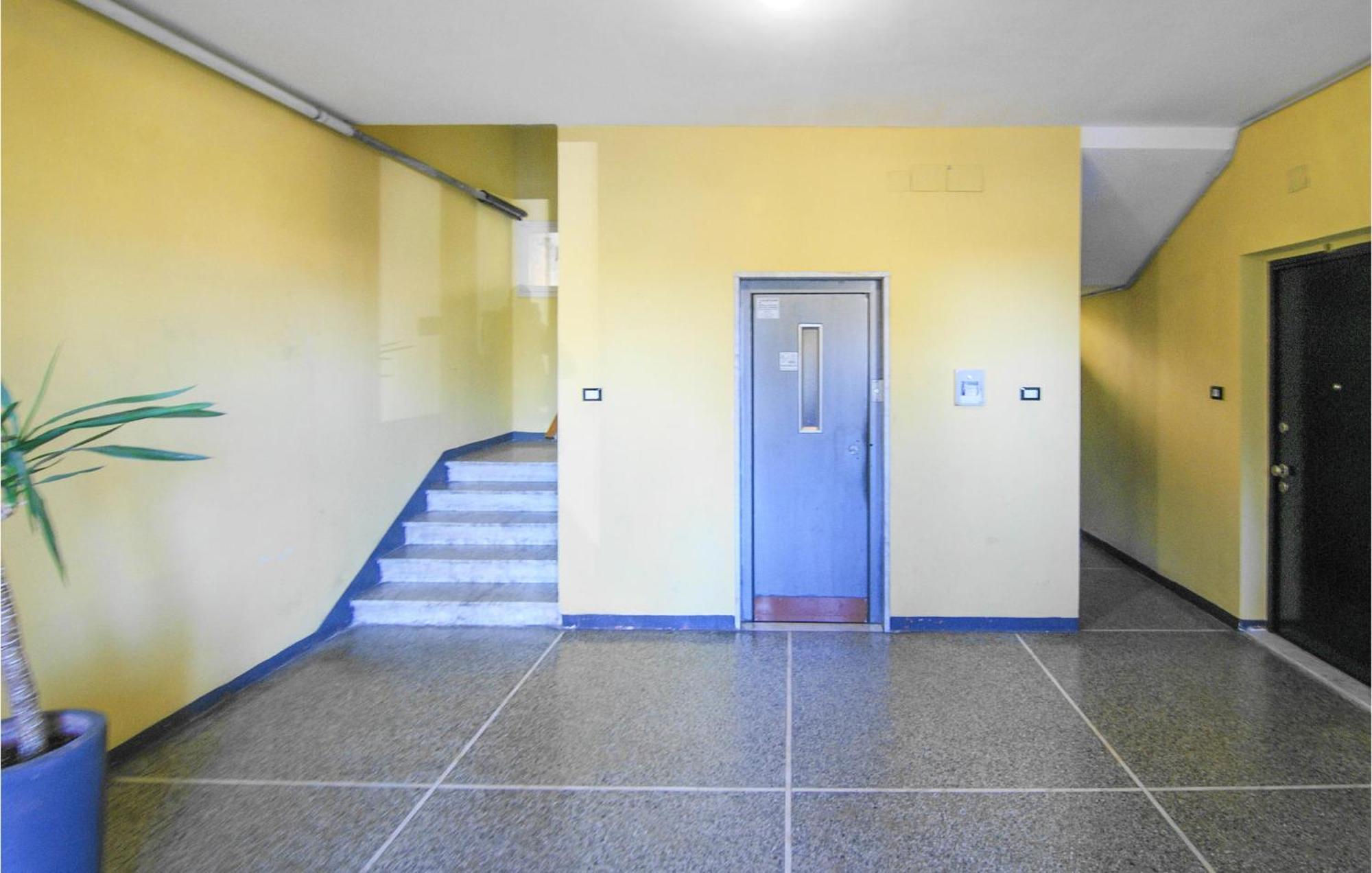 Cozy Apartment In La Spezia With Wifi Экстерьер фото