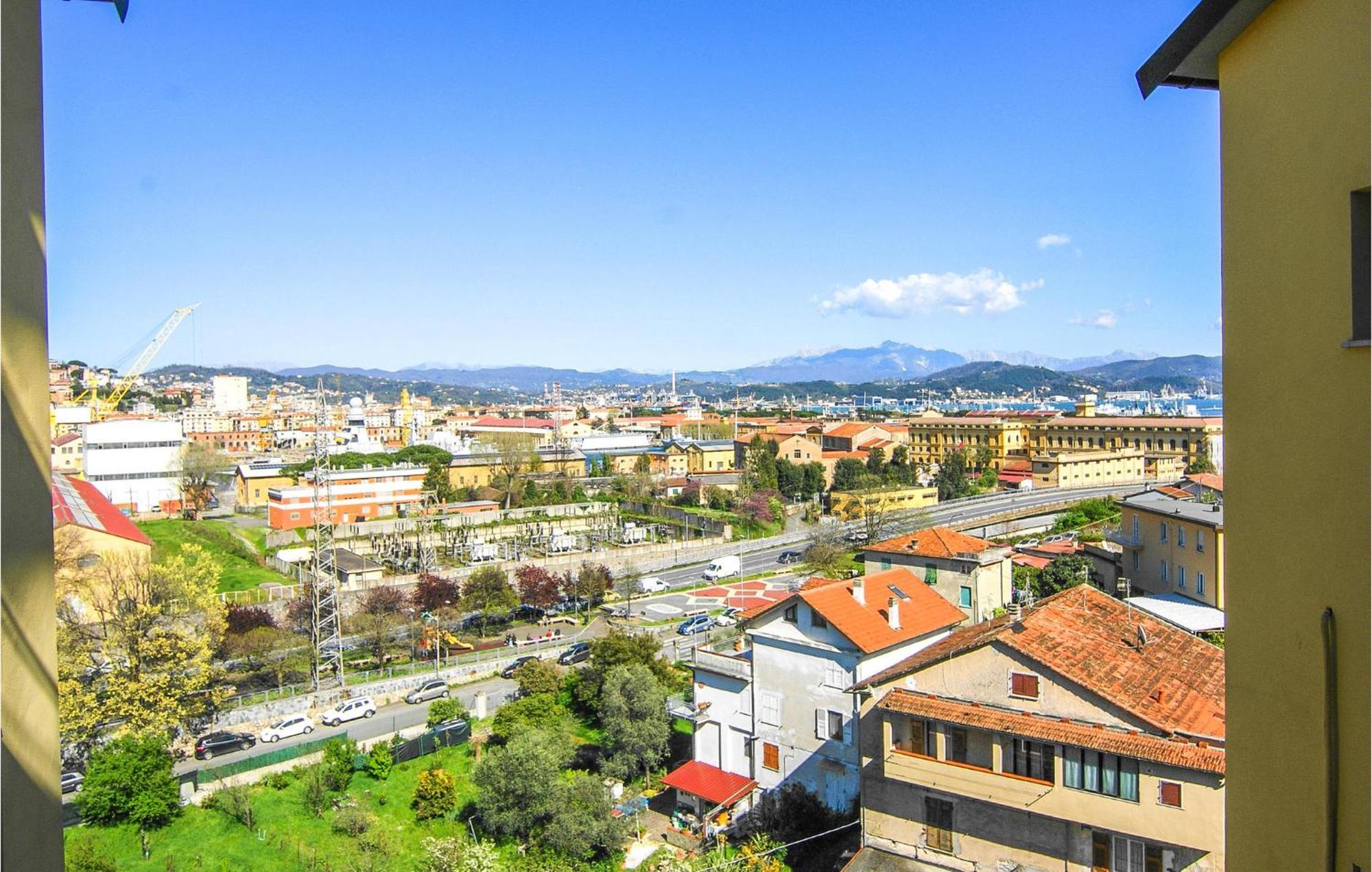 Cozy Apartment In La Spezia With Wifi Экстерьер фото