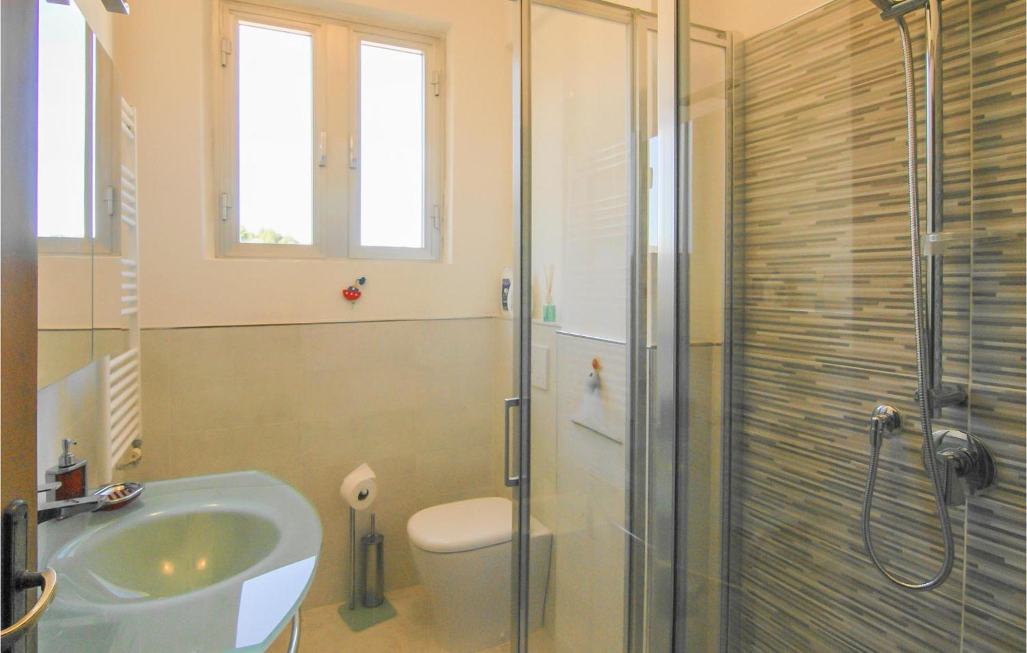 Cozy Apartment In La Spezia With Wifi Экстерьер фото